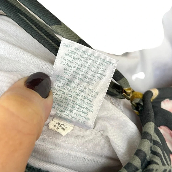 Kona Sol Women's Tropical Palm Floral Ruffle One-Piece Swimsuit Size XL - Picture 7 of 7